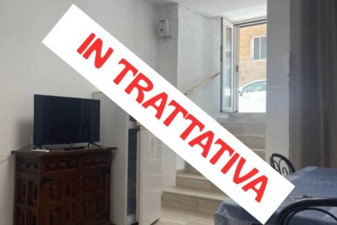 Immobile-vendesi-via-manini-monopoli-apulia-case