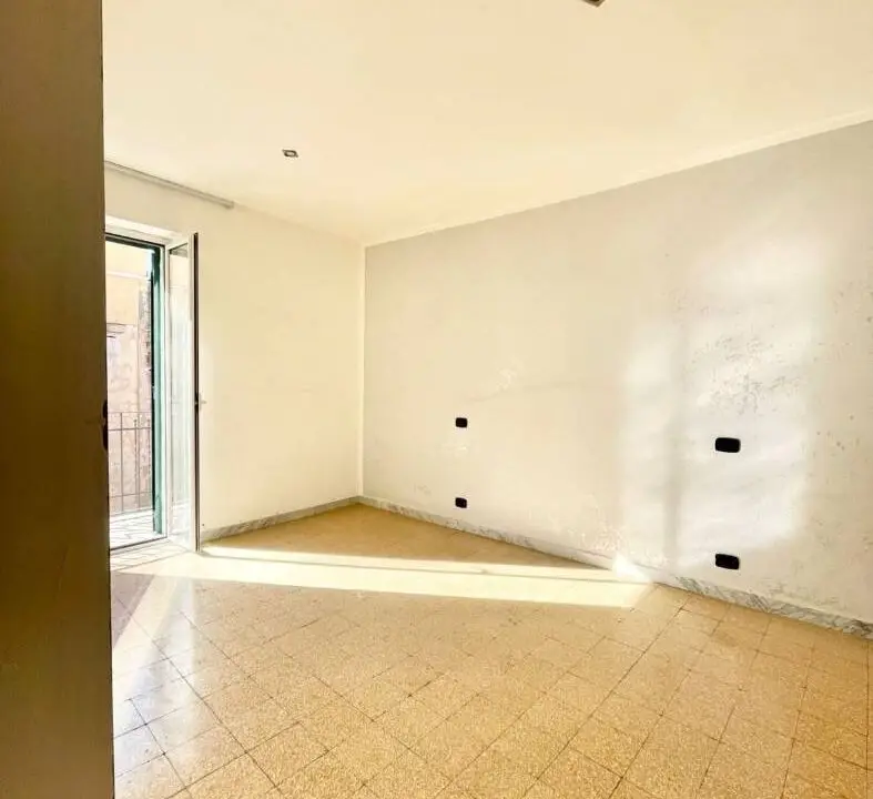 Immobile-vendesi-via scacchi-quartiere-liberta-bari-apulia-case