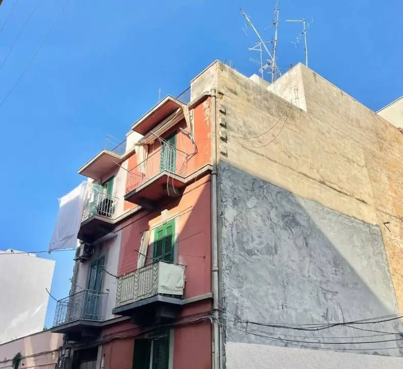 Immobile-vendesi-via scacchi-quartiere-liberta-bari-apulia-case (6)