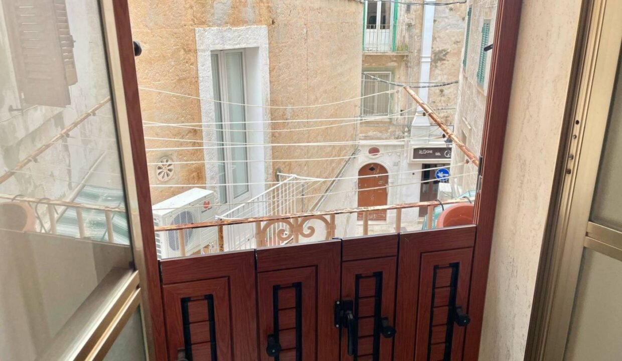 immobile-vendesi-via-peroscia-apulia-case (25)