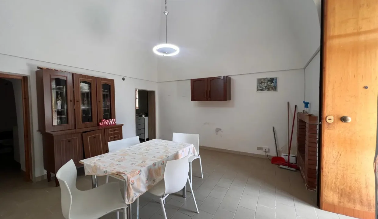 immobile-vendesi-contrada-gorgofreddo-monopoli-apulia-case (15)