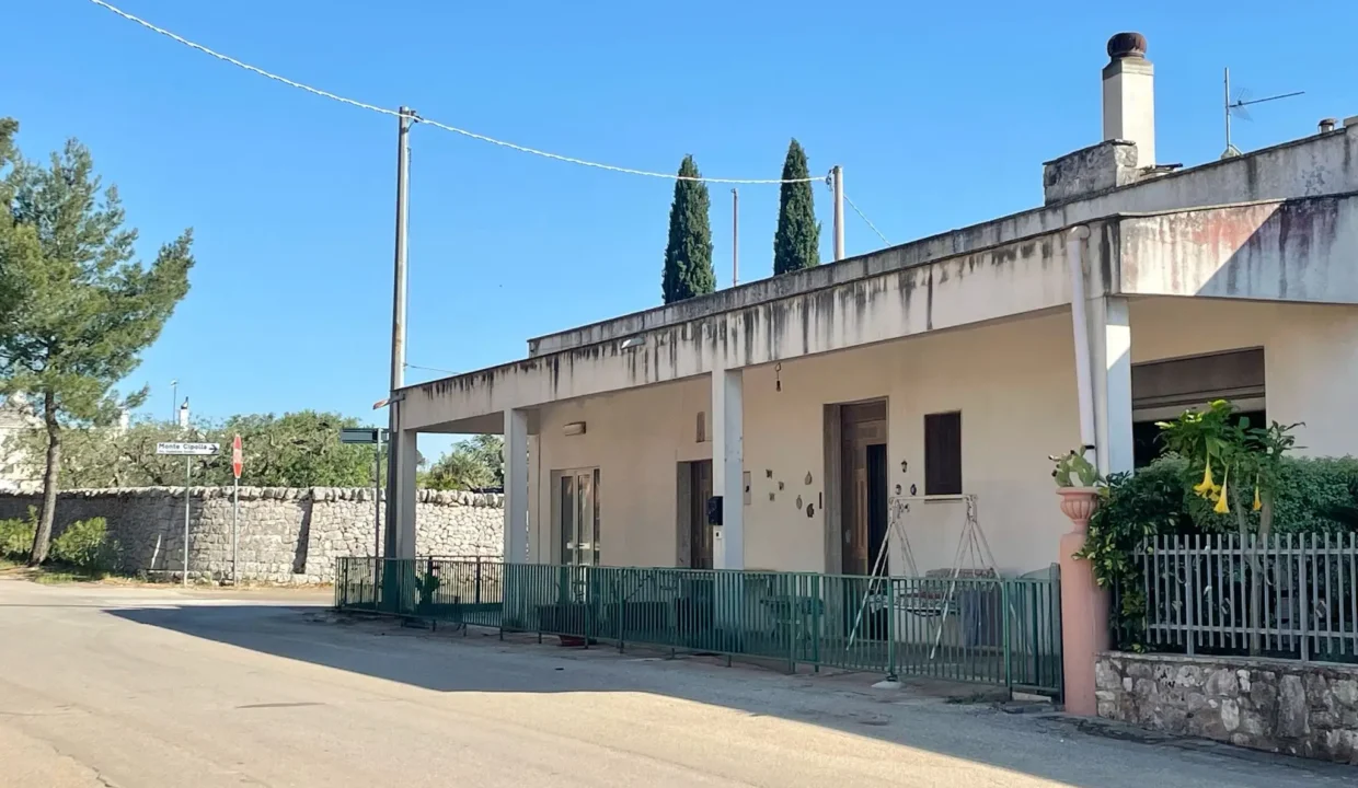 immobile-vendesi-contrada-virbo-monopoli-apulia-case (23)