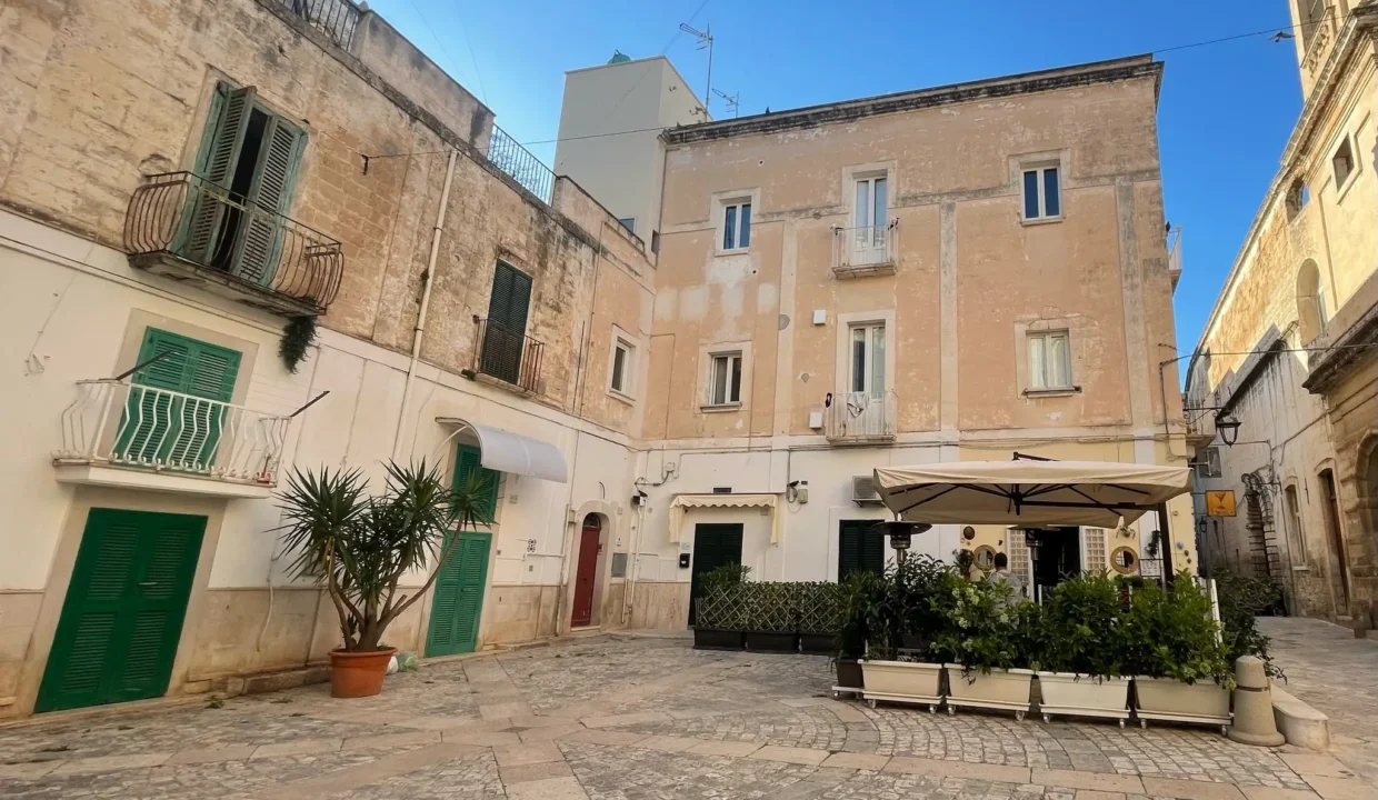 immobile-vendesi-via-san-domenico-monopoli-apulia-case (40)