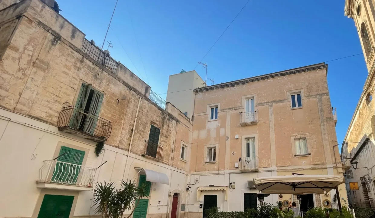 immobile-vendesi-via-san-domenico-monopoli-apulia-case (41)