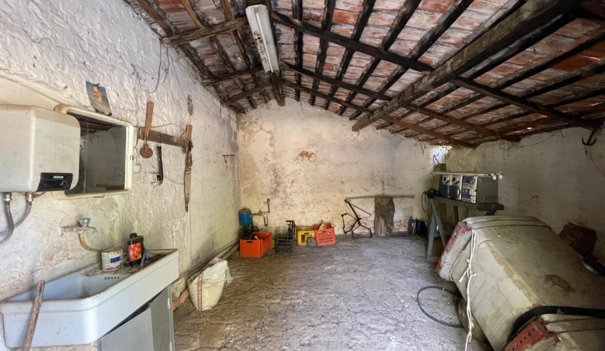 immobile-vendesi-via-alberobello-castellana-apulia-case (33)
