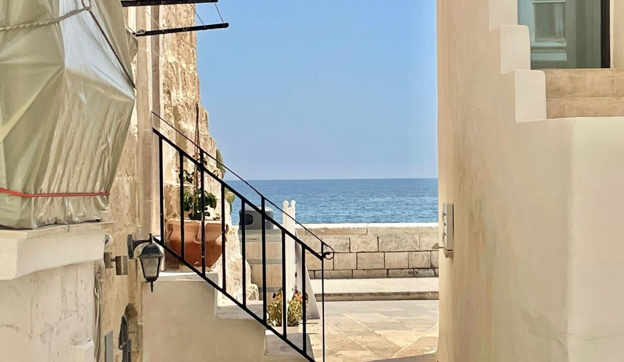immobile-vendesi-via-santa-maria-monopoli-apulia-case (12)