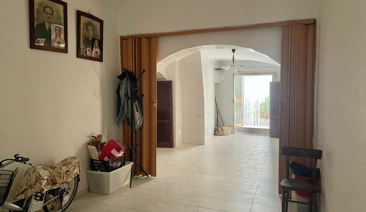 immobile-vendesi-via-santa-maria-monopoli-apulia-case (16)