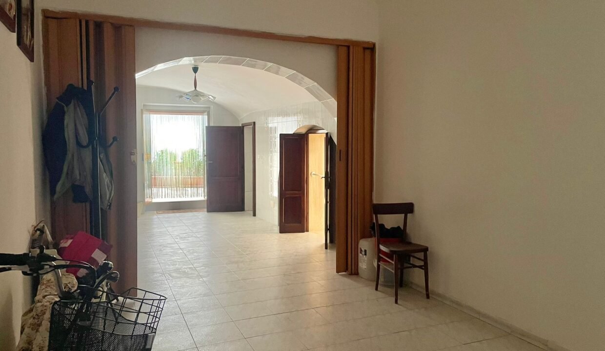 immobile-vendesi-via-santa-maria-monopoli-apulia-case (18)