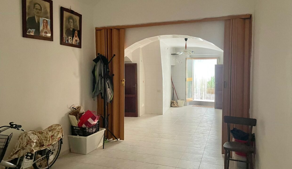immobile-vendesi-via-santa-maria-monopoli-apulia-case (26)