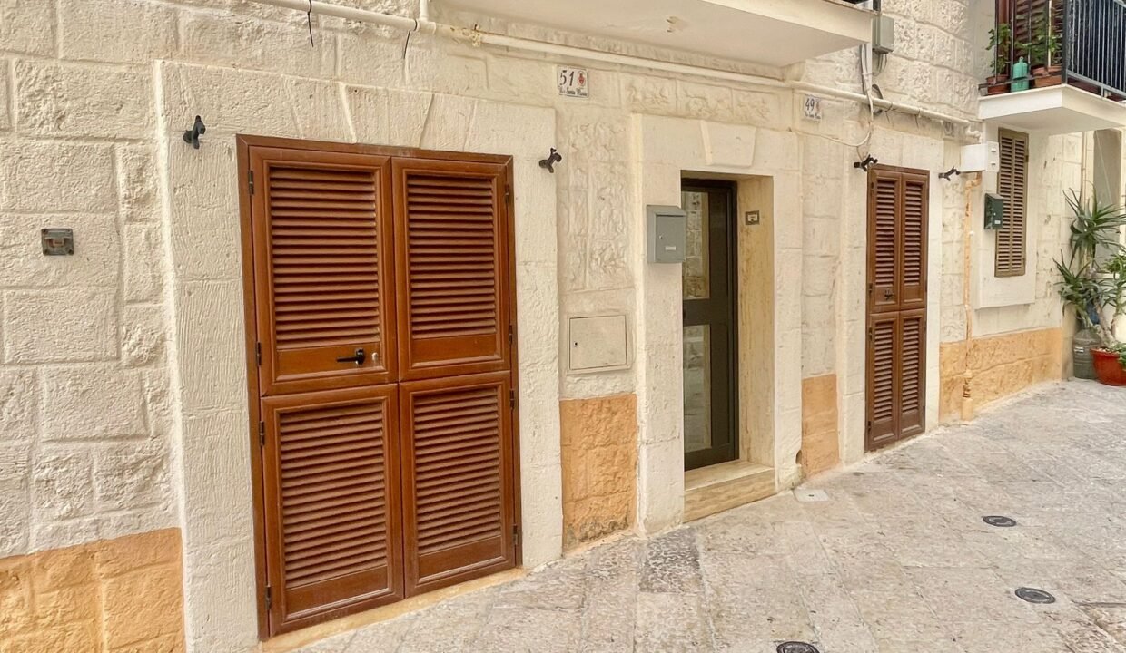 immobile-vendesi-via-santa-maria-monopoli-apulia-case (3)