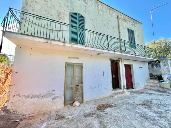 immobile-vendesi-contrada-santa-teresa-monopoli-apulia-case