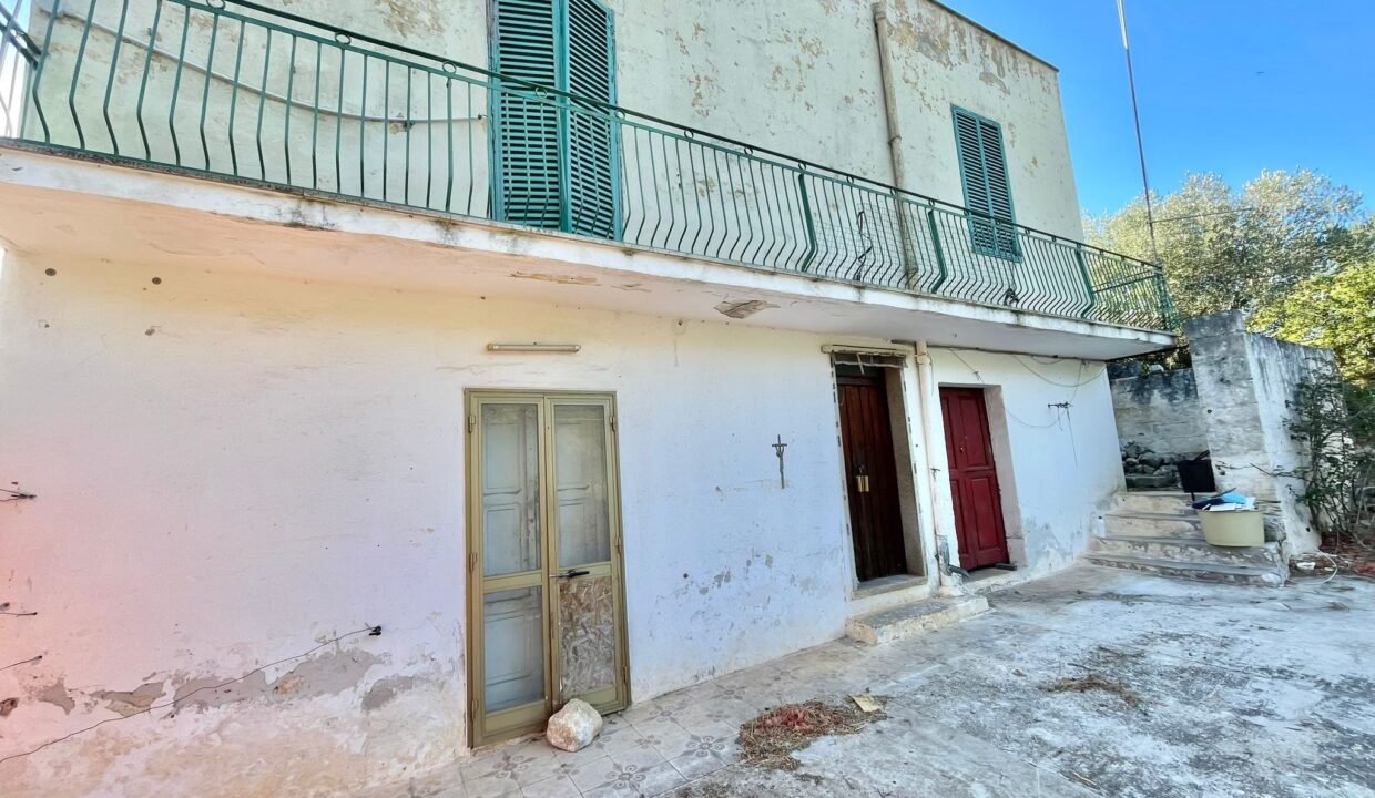 immobile-vendesi-contrada-santa-teresa-monopoli-apulia-case (5)
