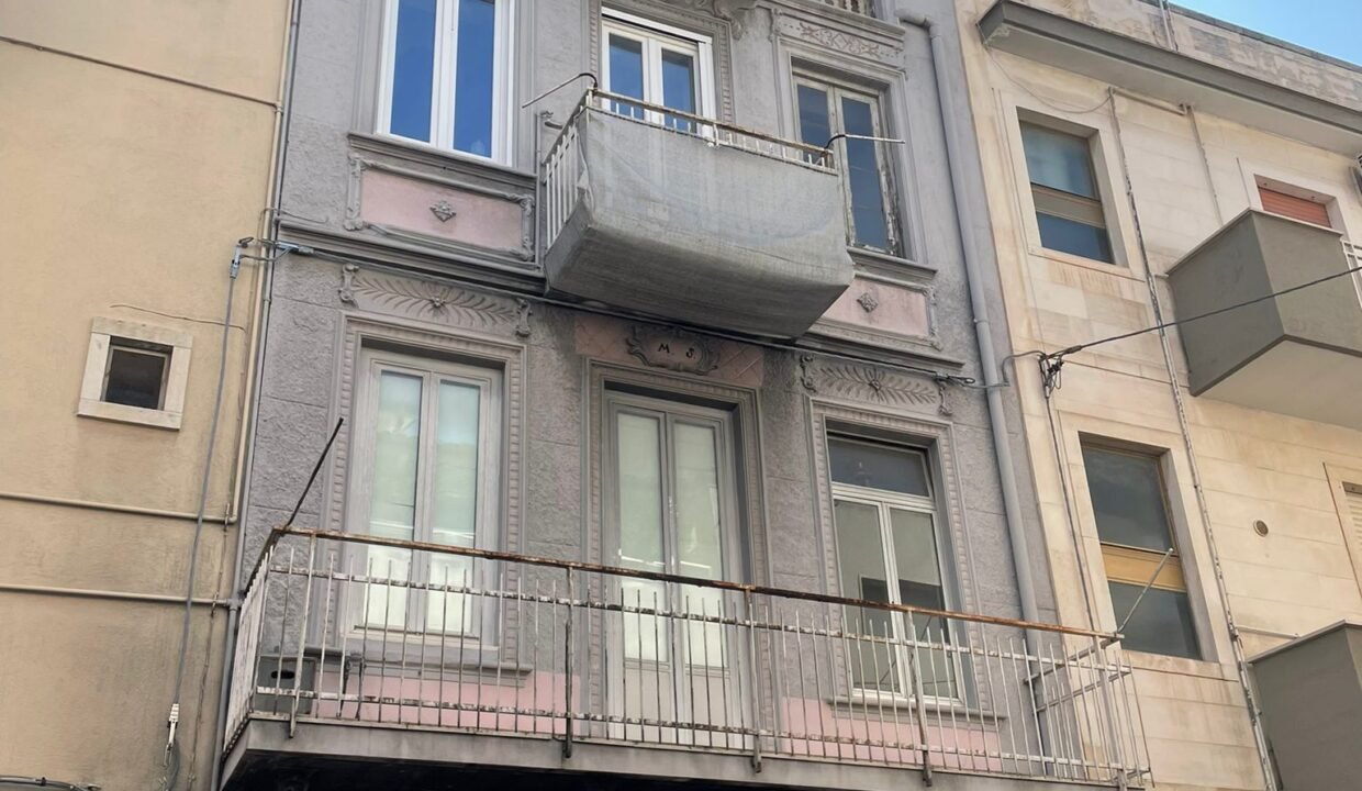 immobile-vendesi-via-vincenzo-longo-castellana-grotte-apulia-case (1)