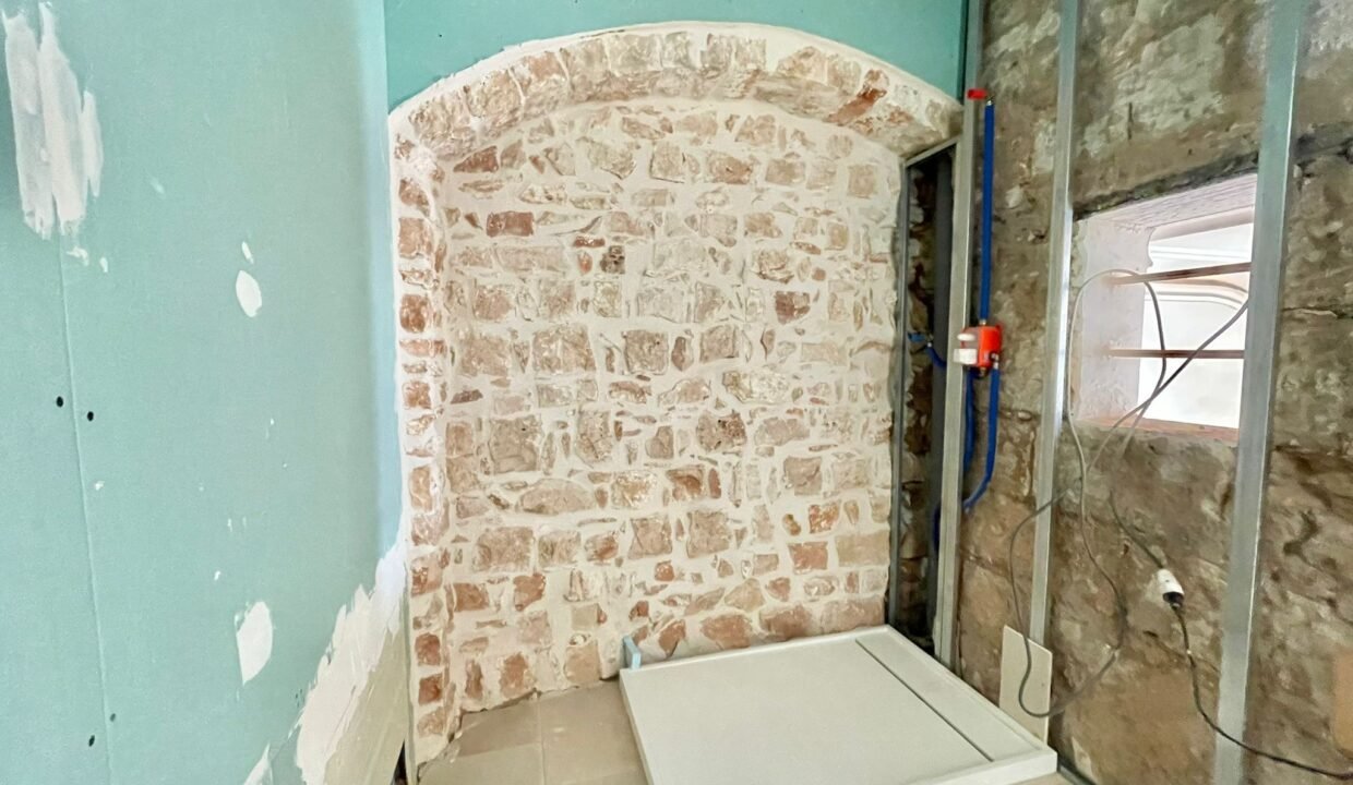 immobile-vendesi-via-vincenzo-longo-castellana-grotte-apulia-case (16)