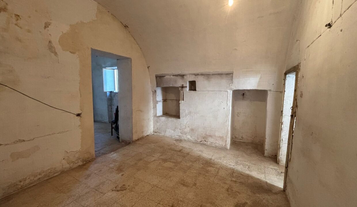 immobile-vendesi-contrada-chiesa-nuova-polignano-a-mare-apulia-case (27)