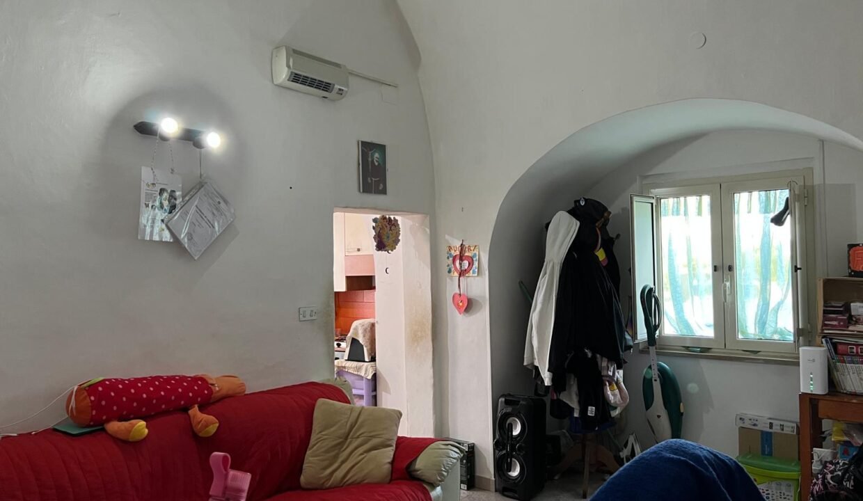 immobile-vendesi-contrada-chiesa-nuova-polignano-a-mare-apulia-case (3)