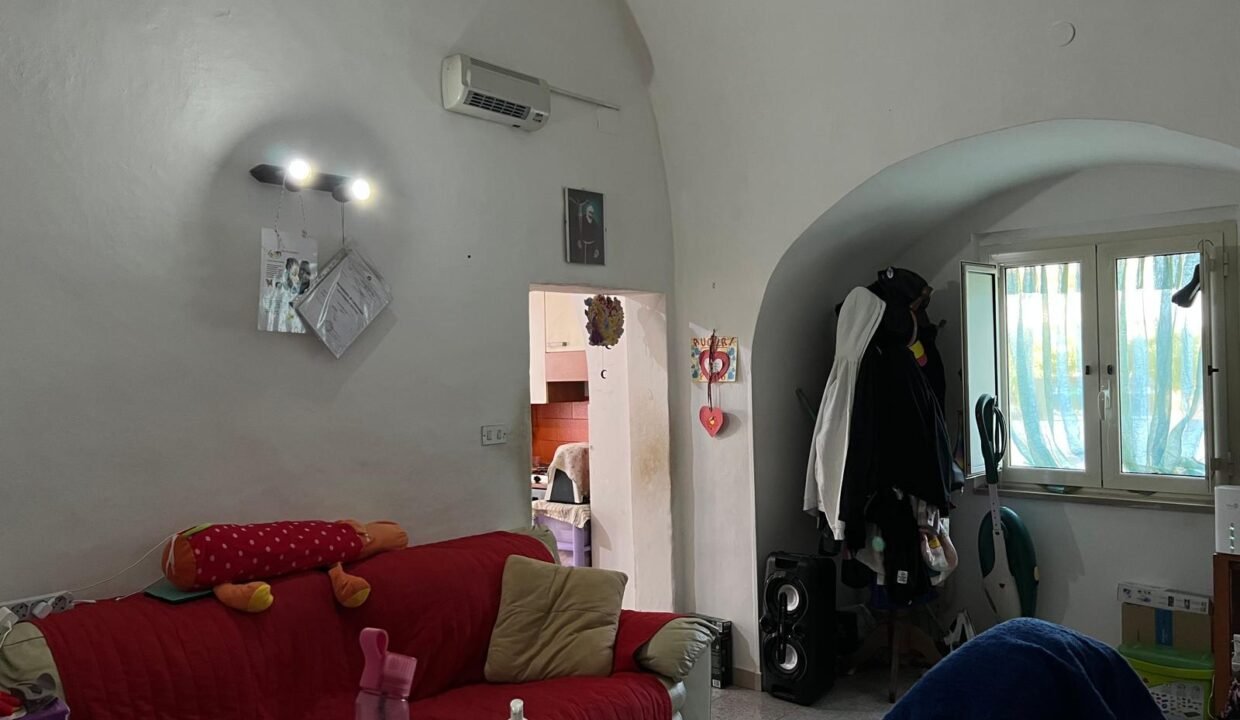 immobile-vendesi-contrada-chiesa-nuova-polignano-a-mare-apulia-case (5)