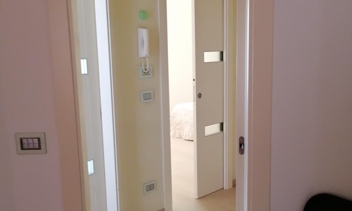 immobile-vendesi-via-cesare-battisti-monopoli-apulia-case (8)