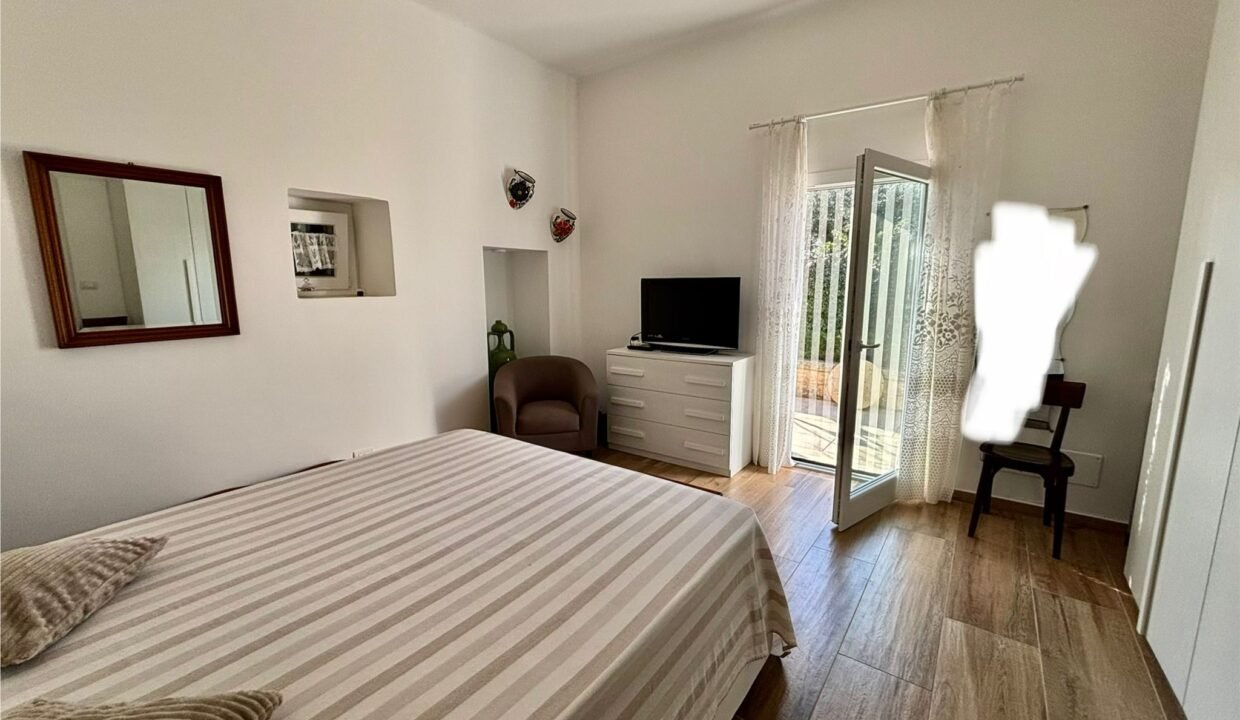 Immobile-vendesi-contrada-tavarello-monopoli-apulia-case (30)