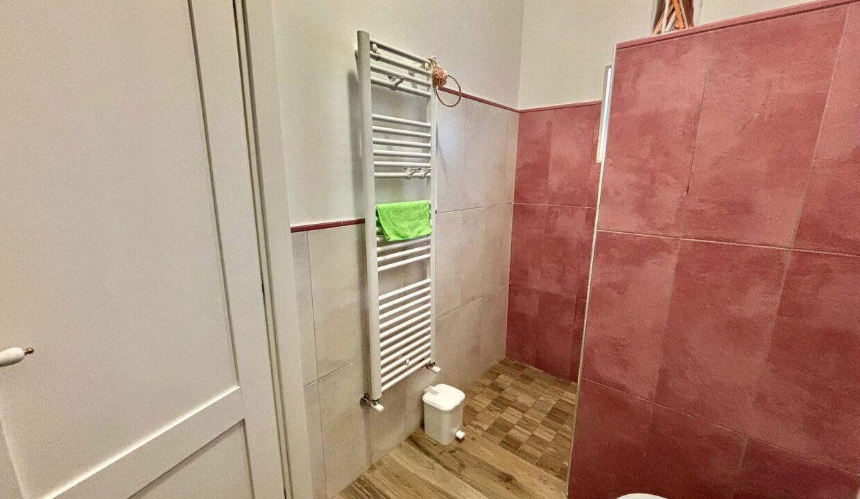 Immobile-vendesi-contrada-tavarello-monopoli-apulia-case (39)