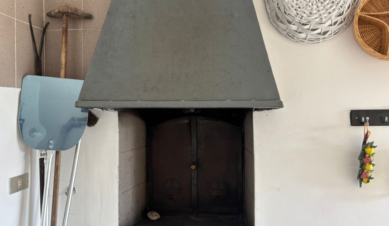 Immobile-vendesi-contrada-tavarello-monopoli-apulia-case (6)