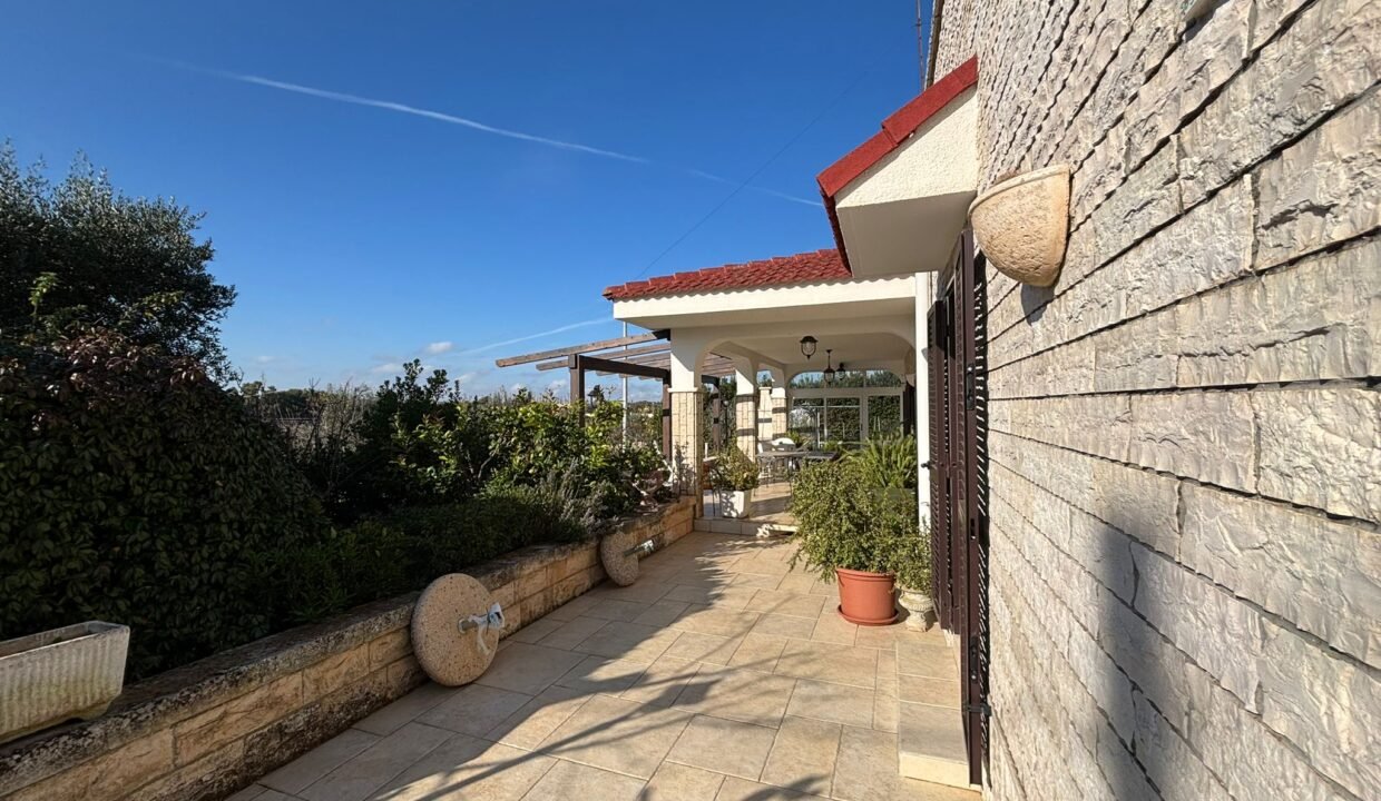 Immobile-vendesi-contrada-tavarello-monopoli-apulia-case (9)