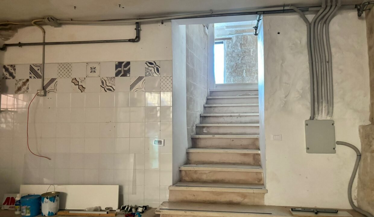 immobile-vendesi-monopoli-corso-pintor-mameli-apulia-case (13)