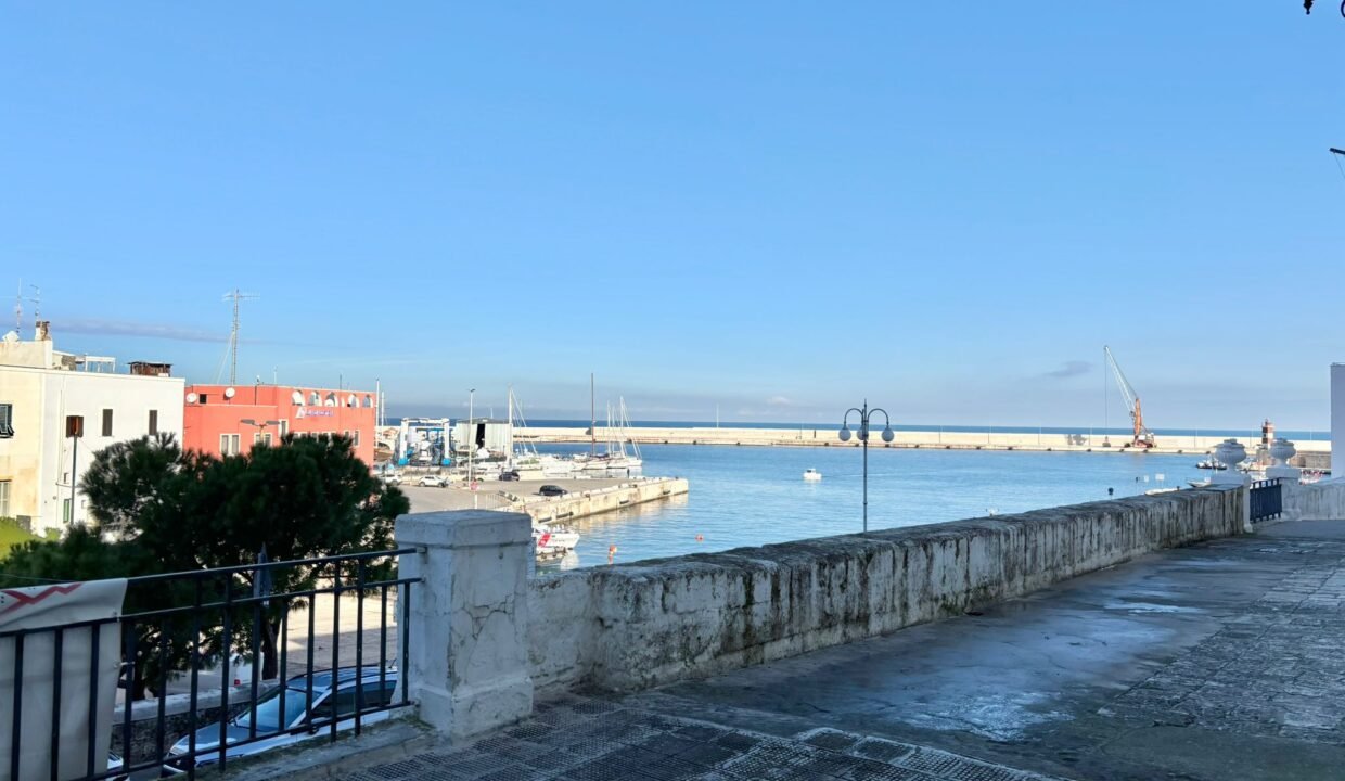 immobile-vendesi-monopoli-corso-pintor-mameli-apulia-case (30)