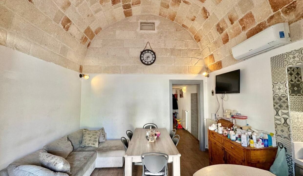 immobile-vendesi-via-san-donato-monopoli-apulia-case (10)