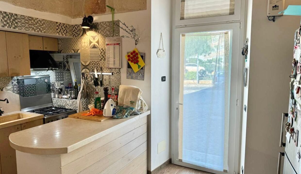 immobile-vendesi-via-san-donato-monopoli-apulia-case (11)