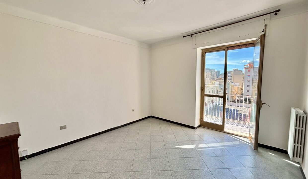 immobile-vendesi-via-sforza-monopoli-apulia-case (10)