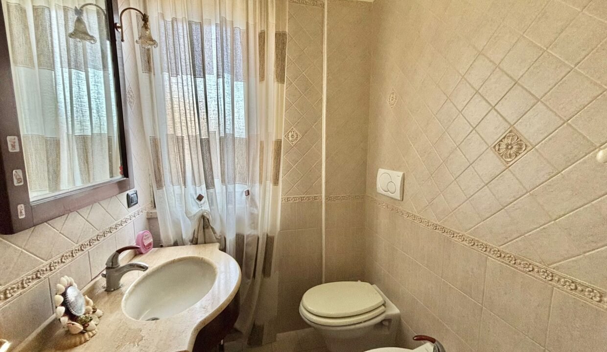 immobile-vendesi-via-avezzano-comes-monopoli-apulia-case (13)