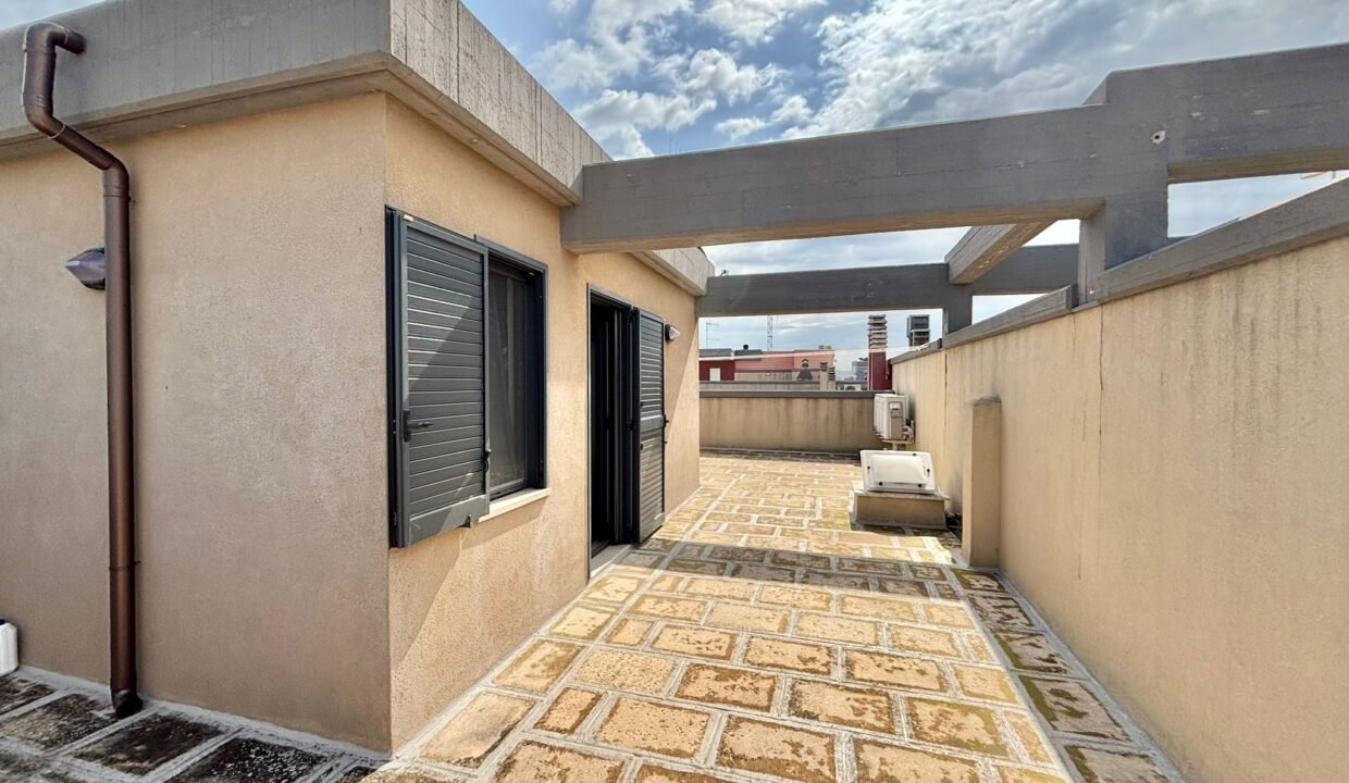 immobile-vendesi-via-avezzano-comes-monopoli-apulia-case (32)