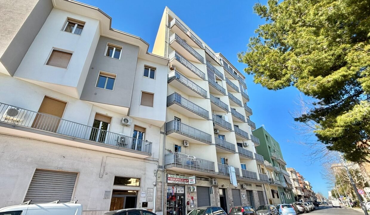 immobile-vendesi-via-fiume-monopoli-apulia-case (7)