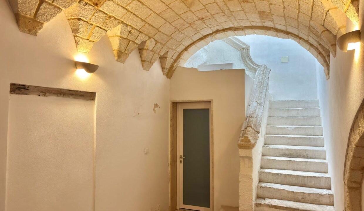immobile-vendesi-via-ginnasio-monopoli-apulia-case (22)