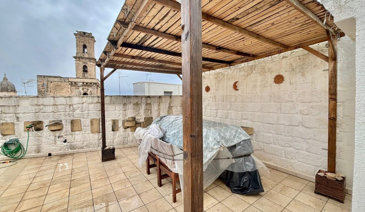 immobile-vendesi-via-ginnasio-monopoli-apulia-case (5)