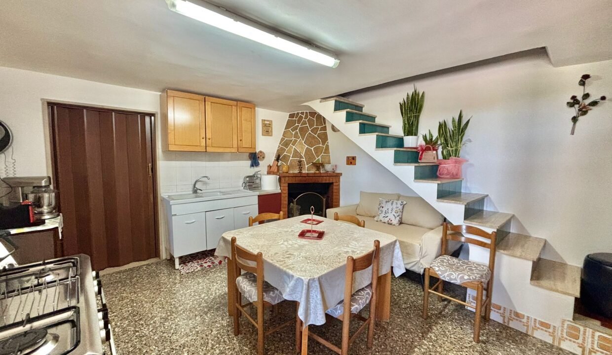 immobile-vendesi-contrada-romanelli-monopoli-apulia-case (18)