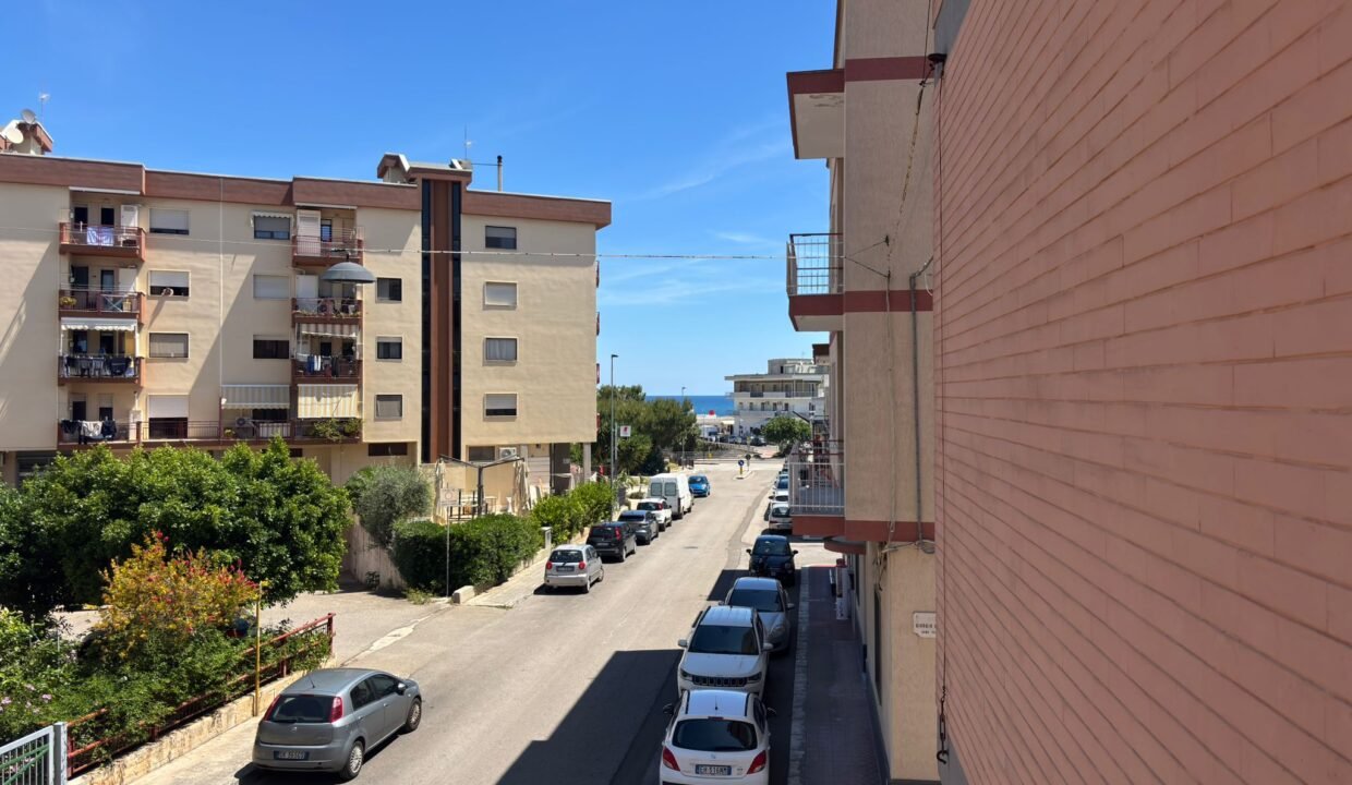 immobile-vendesi-via-dante-monopoli-apulia-case (1)
