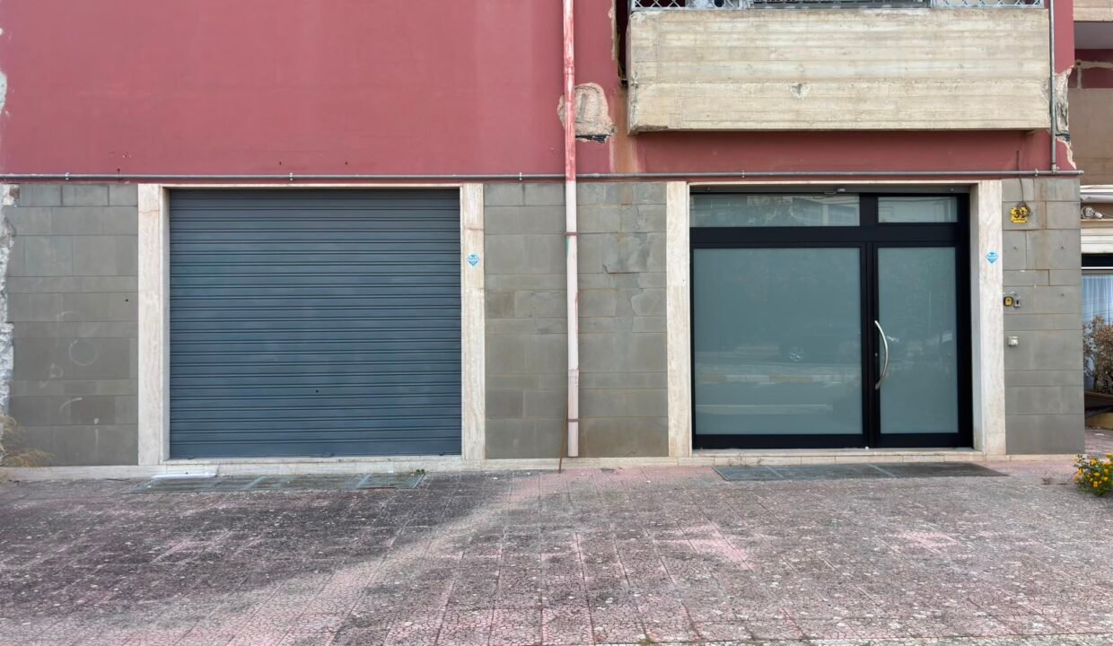 immobile-vendesi-via-ugo-foscolo-monopoli-apulia-case (10)