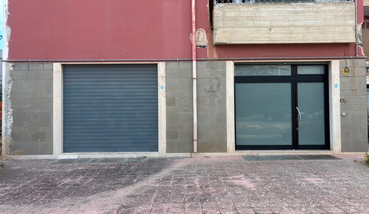 immobile-vendesi-via-ugo-foscolo-monopoli-apulia-case (11)