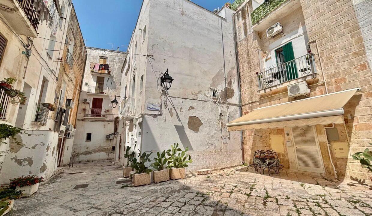 immobile-vendesi-chiasso-bellantuono-monopoli-apulia-case (10)