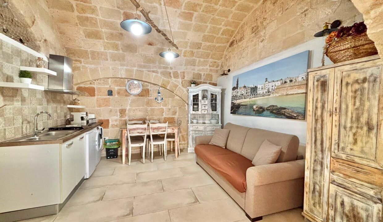 immobile-vendesi-chiasso-bellantuono-monopoli-apulia-case (12)