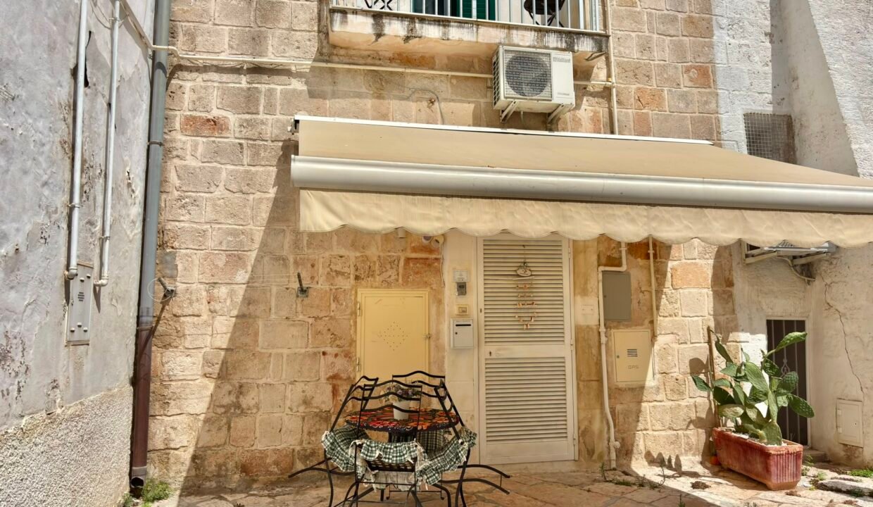 immobile-vendesi-chiasso-bellantuono-monopoli-apulia-case (9)