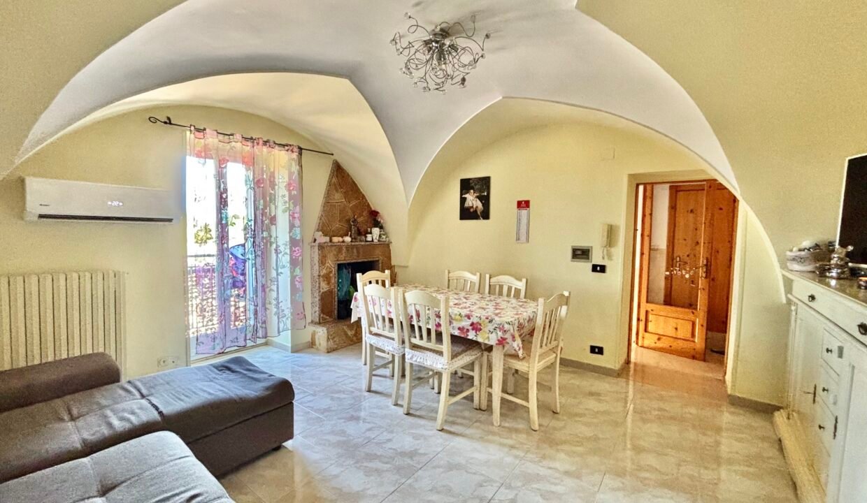 immobile-vendesi-contrada-dascula-santonio-monopoli-apulia-case (18)