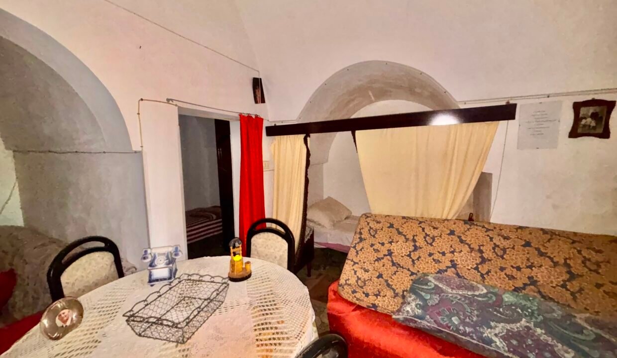 immobile-vendesi-contrada-monte-la-vecchia-monopoli-apulia-case (17)
