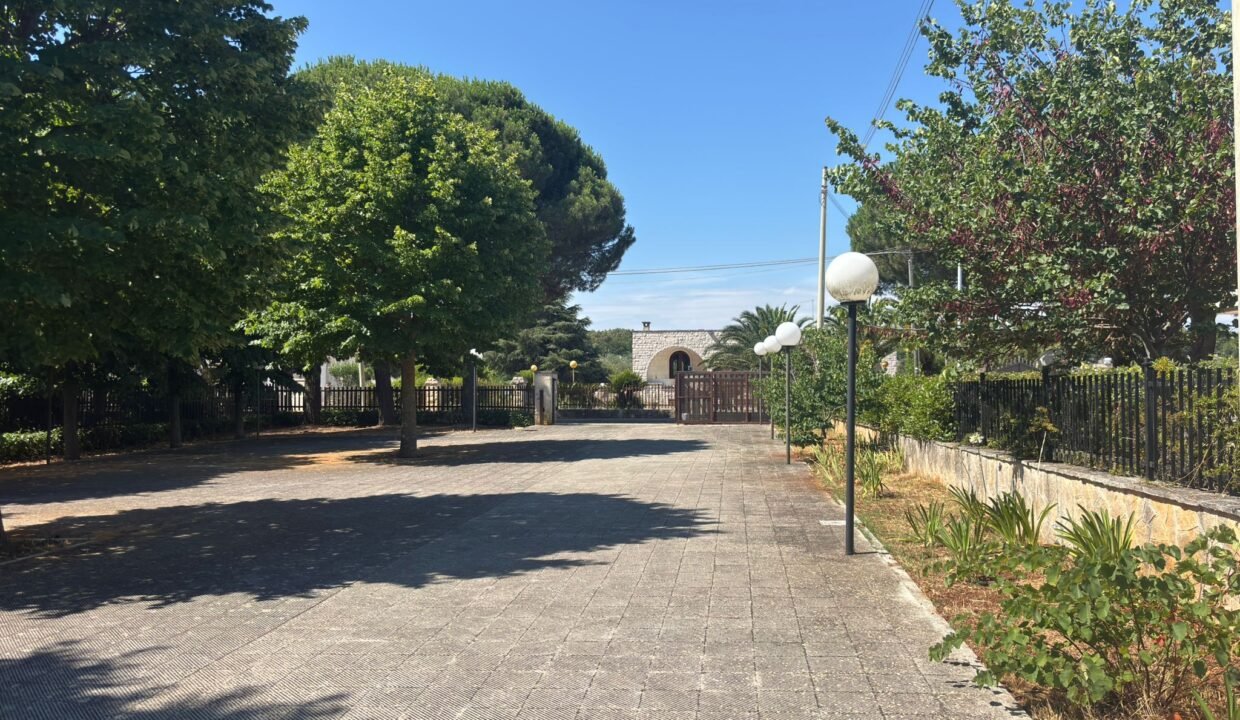 immobile-vendesi-contrada-torre-moscia-fasano-apulia-case (1)