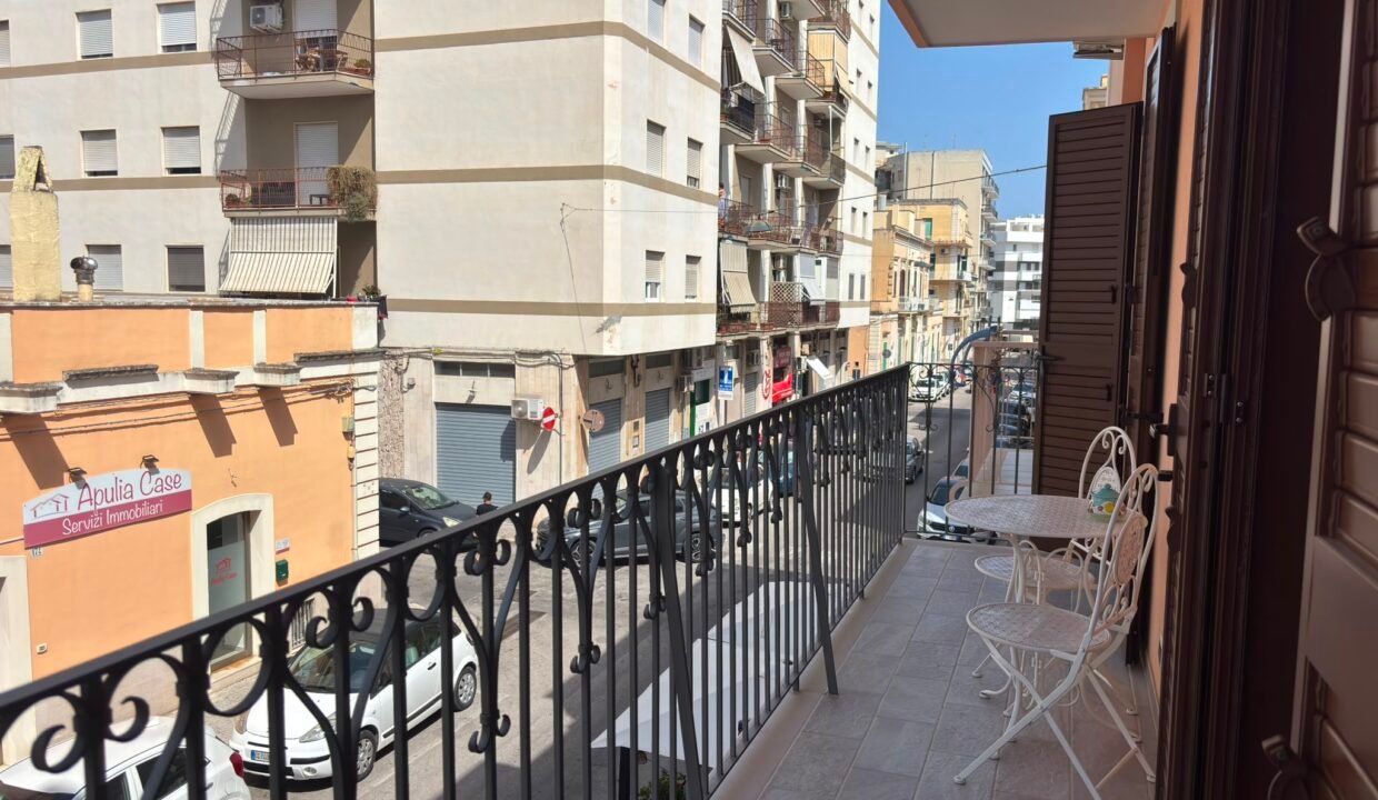 immobile-vendesi-via-roma-monopoli-apulia-case (31)