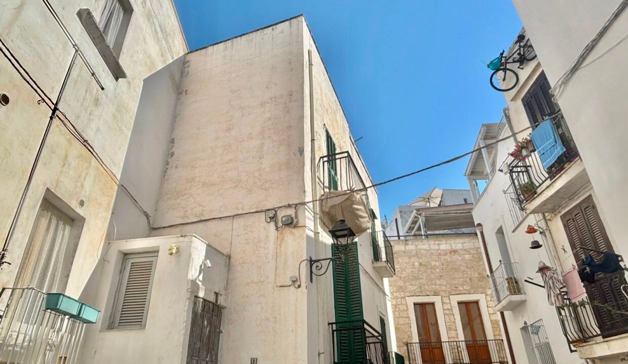 immobile-vendesi-vico-corte-polignano-apulia-case (1)