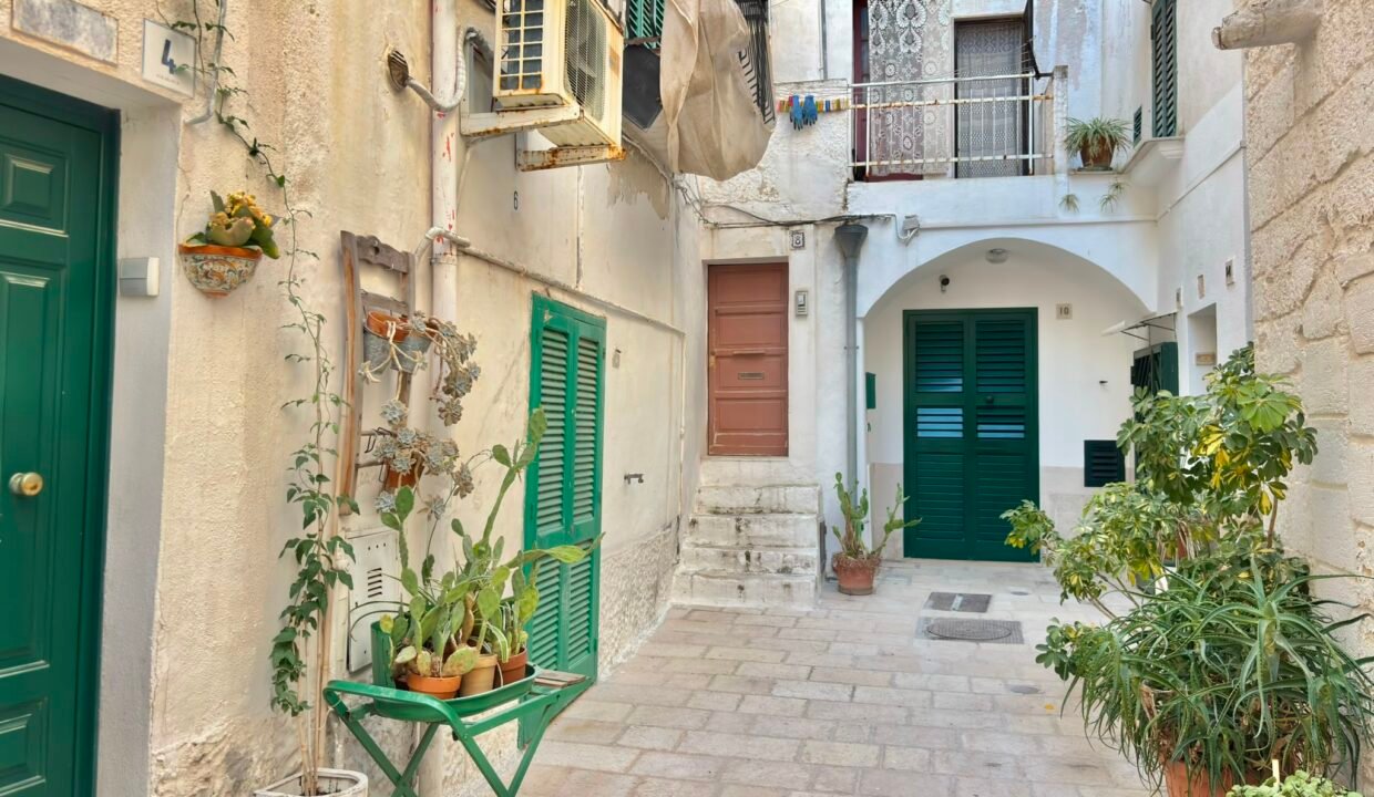 immobile-vendesi-vico-corte-polignano-apulia-case (32)