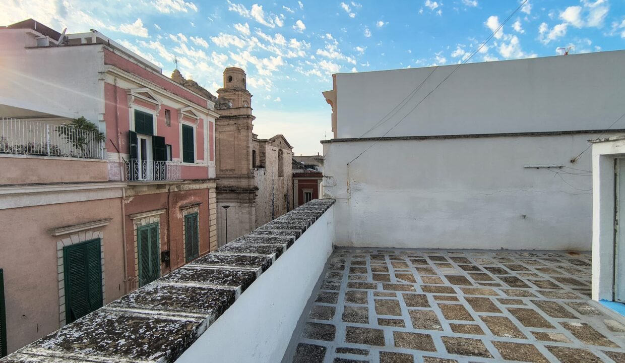 immobile-vendesi-via-san-domenico-monopoli-apulia-case (17)